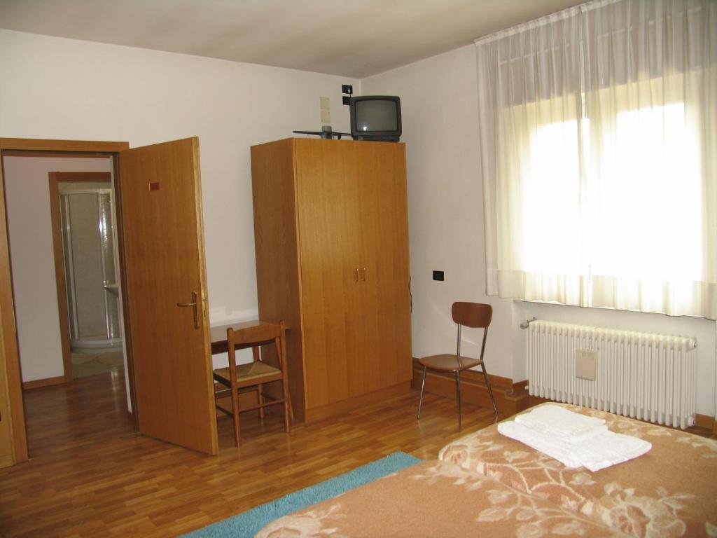 Hotel Oasi Тренто Екстериор снимка