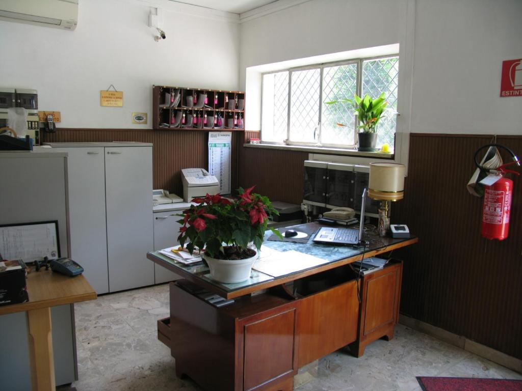 Hotel Oasi Тренто Екстериор снимка